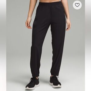 Lululemon Mid Rise Track Pant NWT
